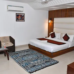 The Impress Near Delhi Airport Hotel