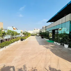 Airport Grand By Fantasia Nueva Delhi